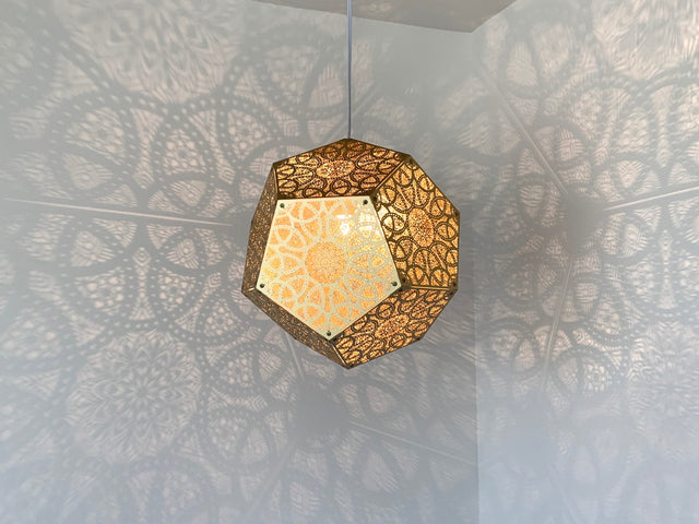 Designer Shadow Casting Pendant Lamp