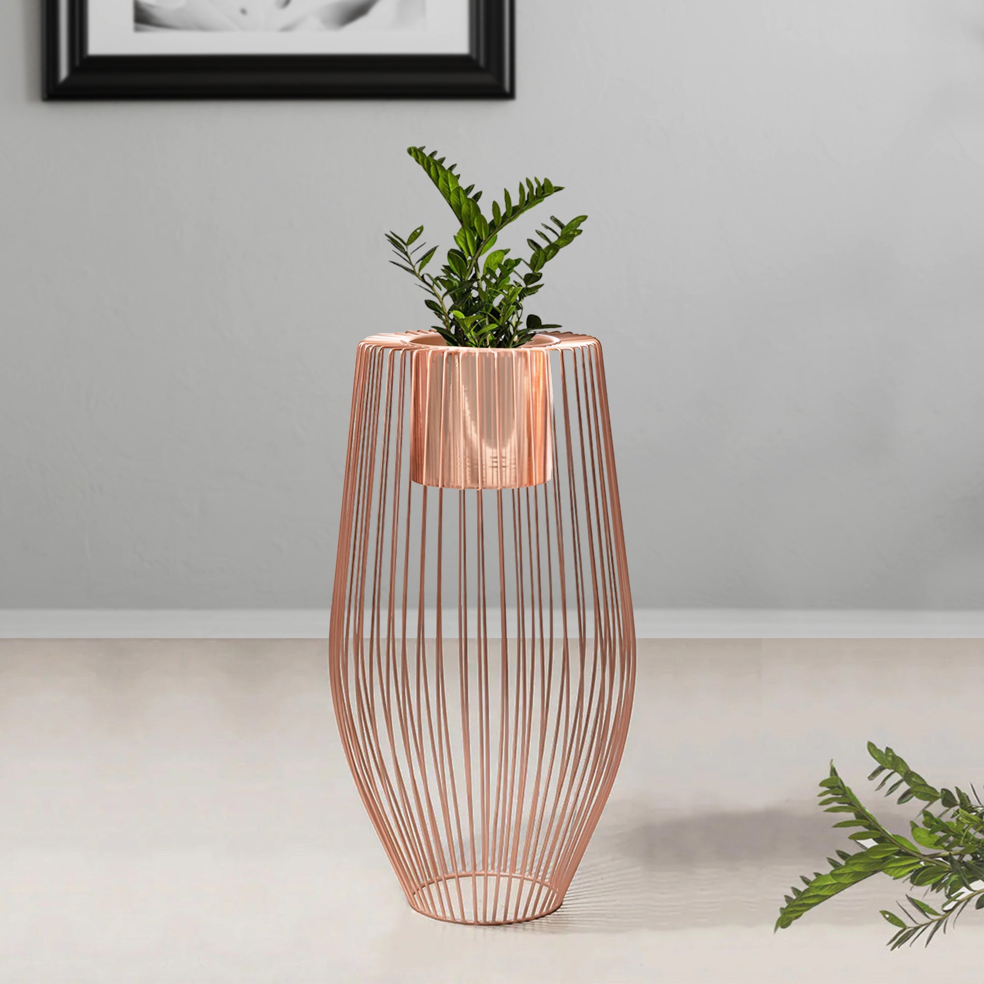 Euphoric Earth Ross Gold Stand & Ross Gold Finish Pot - Large Size Planter