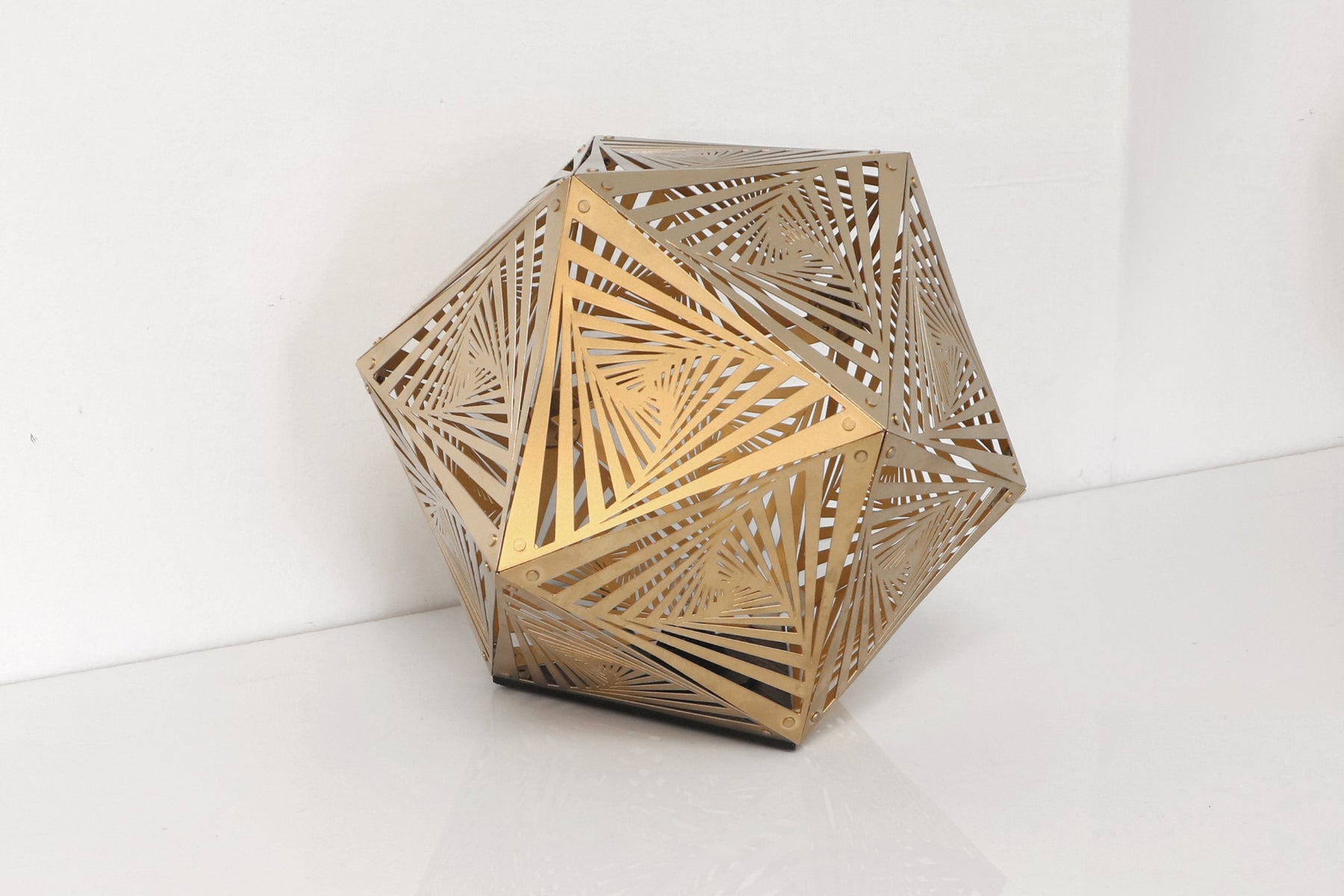 modern-design-table-lamp