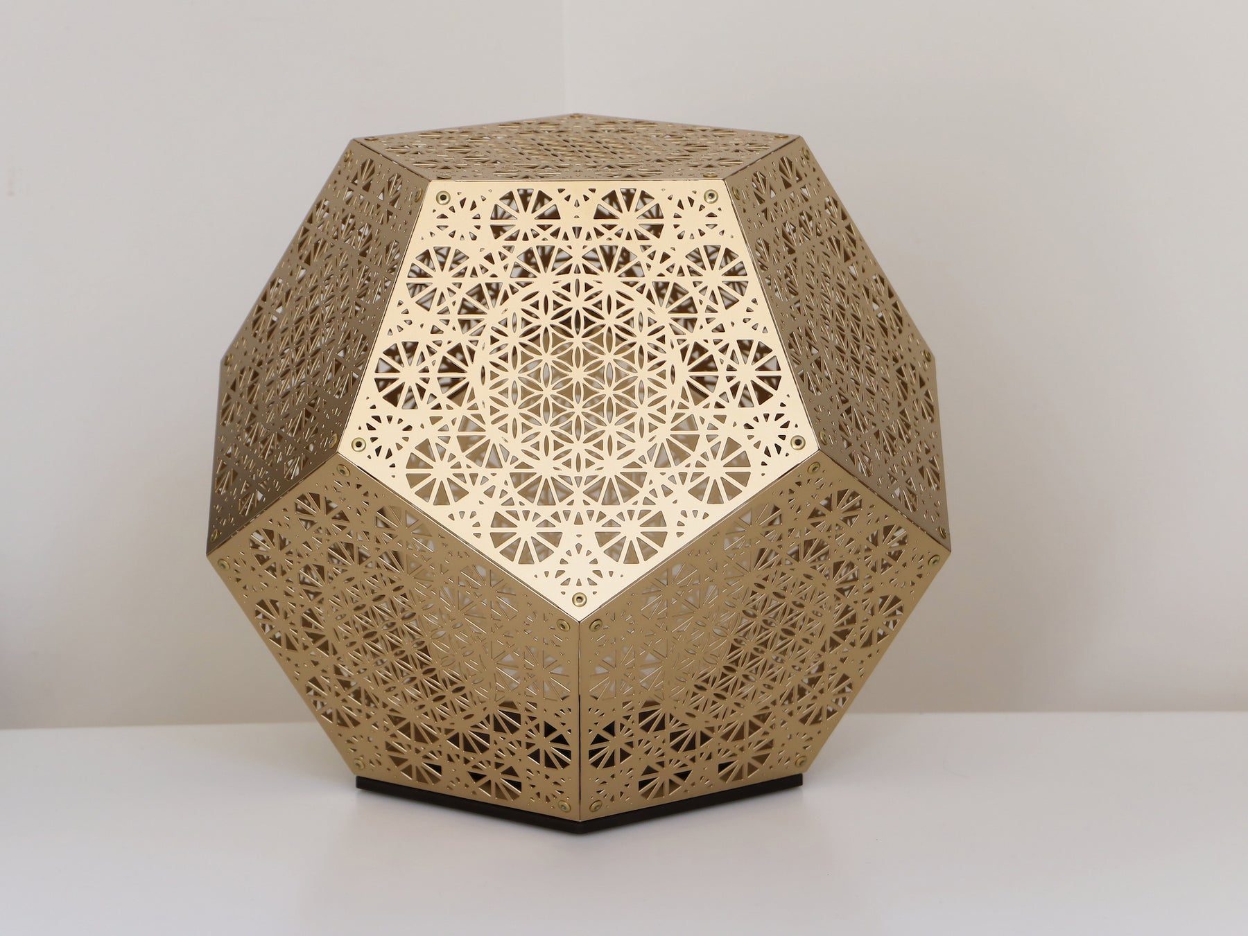 Premium Sacred Pattern Shadow Home Table Lamp