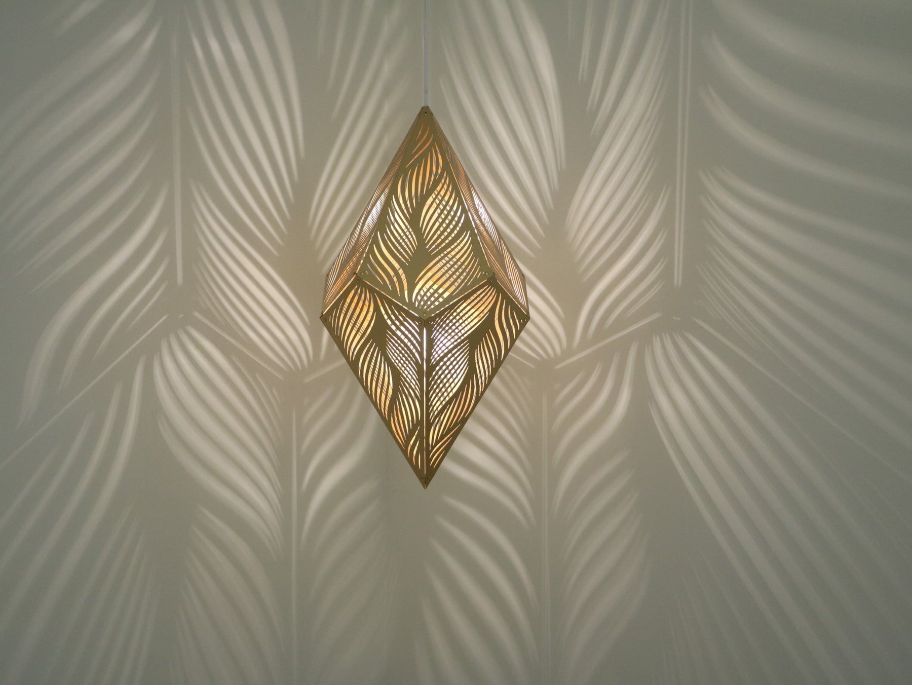 Stylish Laser-Cut Hanging Lamp