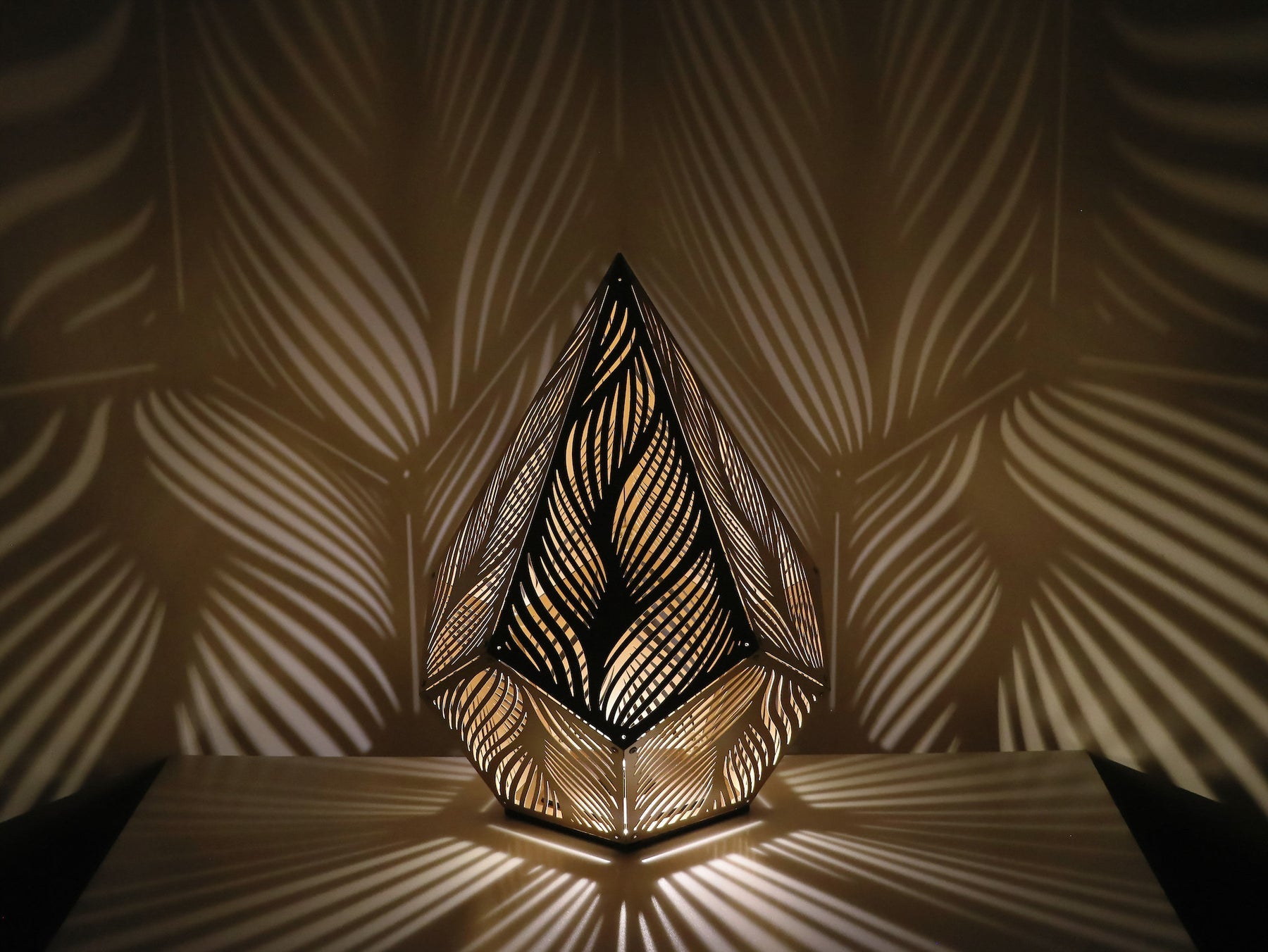 Stylish Shadow Casting Lamp