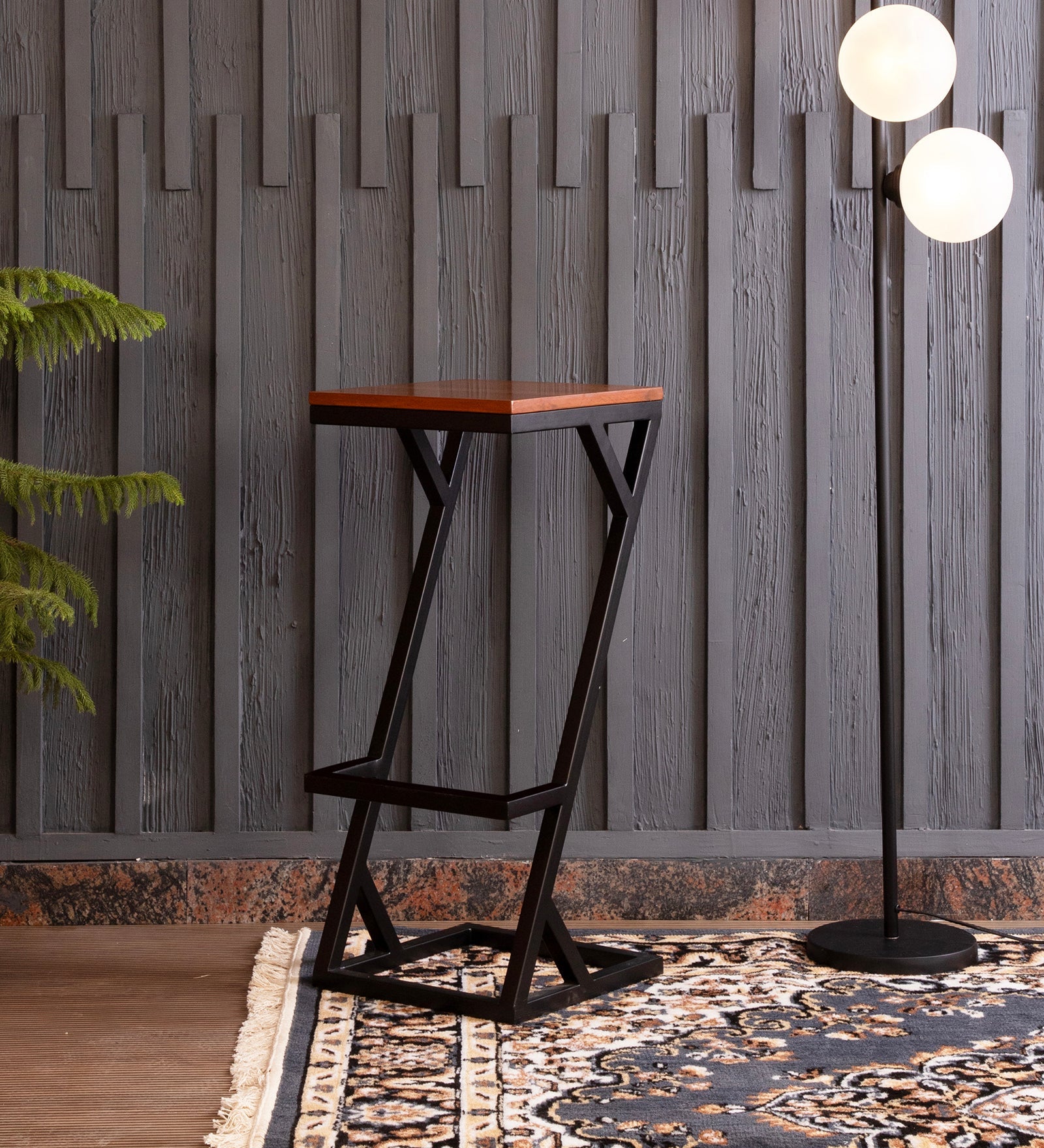 Modern Z Frame Metal Lounge Bar Chair with Wooden Seat