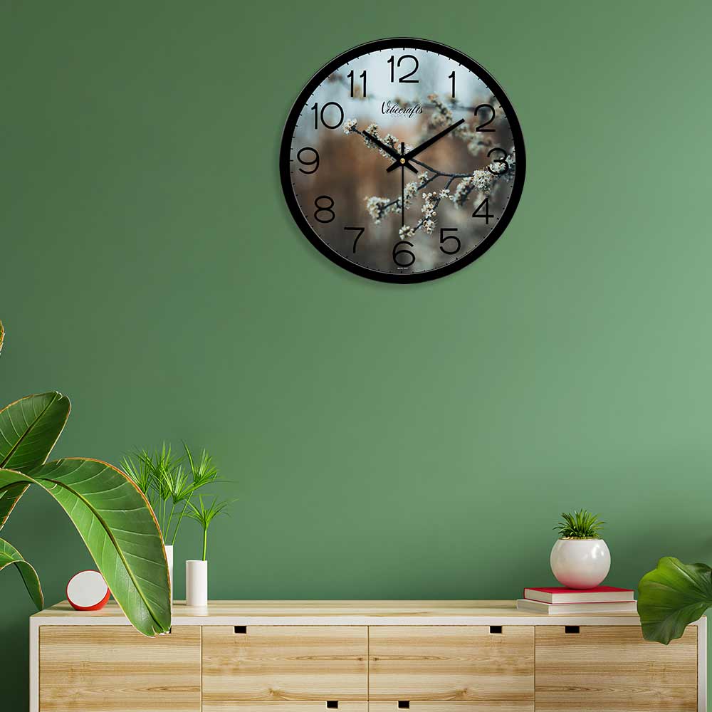 Beautiful White Flower Print Wall Clock