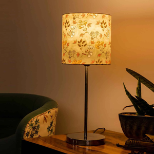 Decorative Flower Pattern Table Lamp with Silver Finish Base