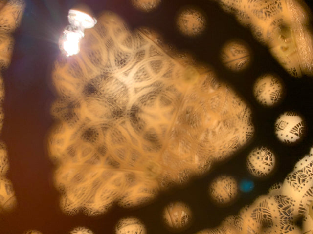 Designer Shadow Casting Pendant Lamp