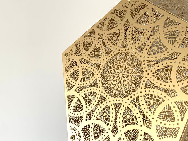 Designer Shadow Casting Pendant Lamp