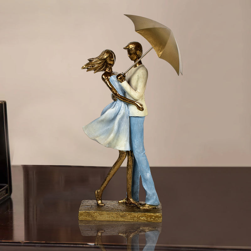 Embrace Couple Under Umbrella Statue for Table Decoration Showpiece