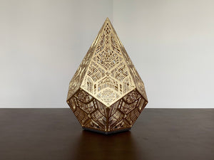 golden-pointed-decorative-table-light