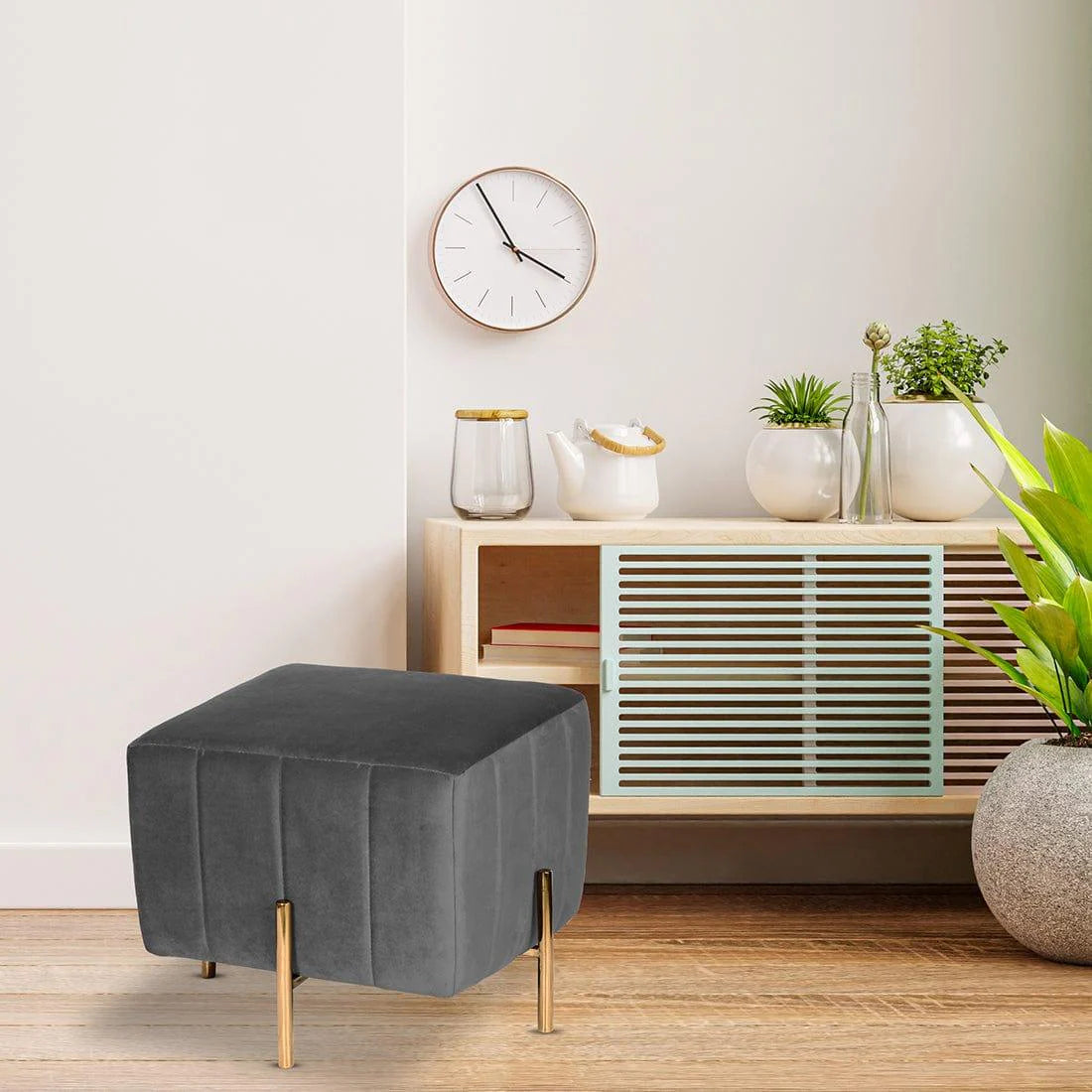 Luxury Pouffe Stool Ottoman in Soft Grey with Golden Touch