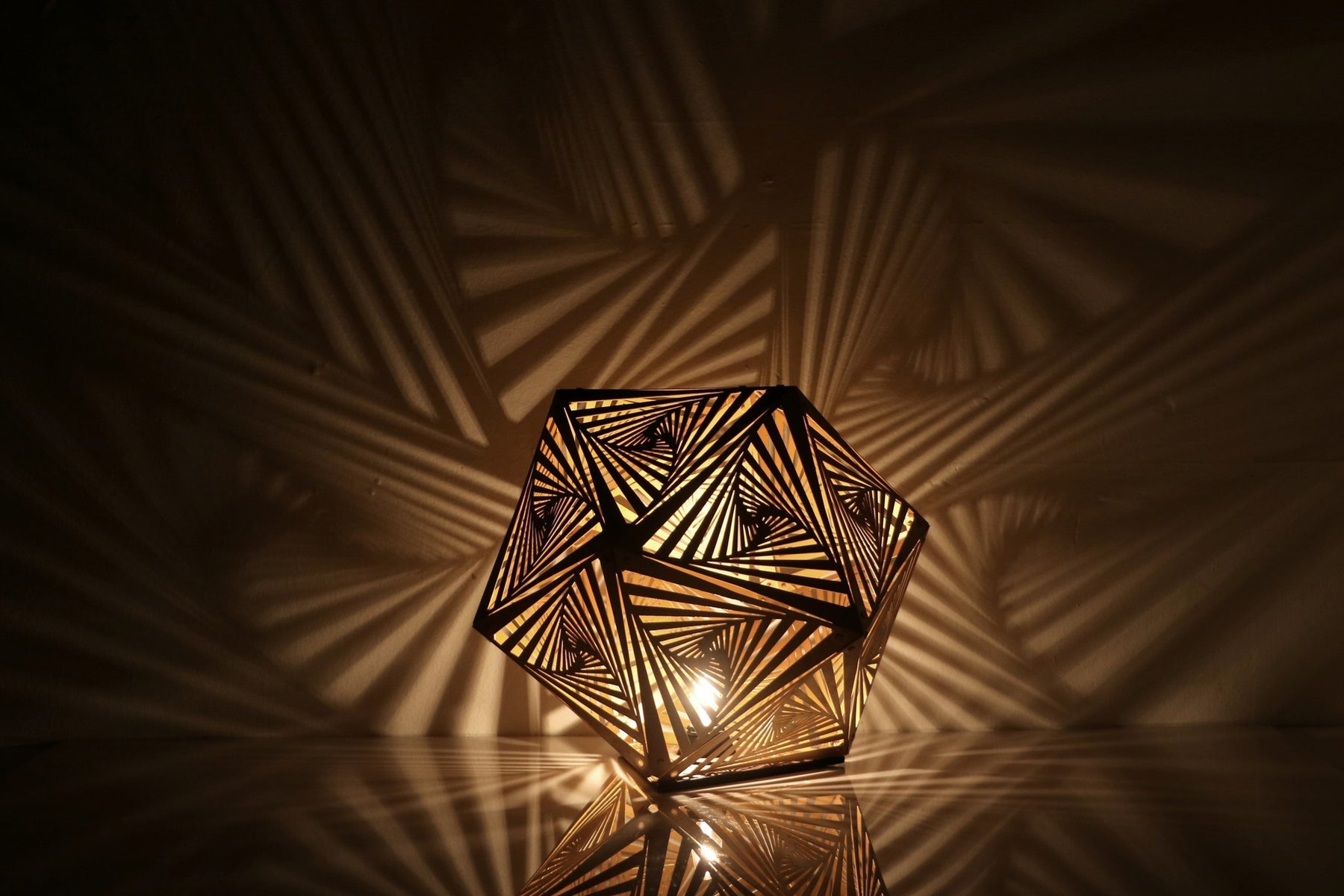 Modern Design Table Lamp