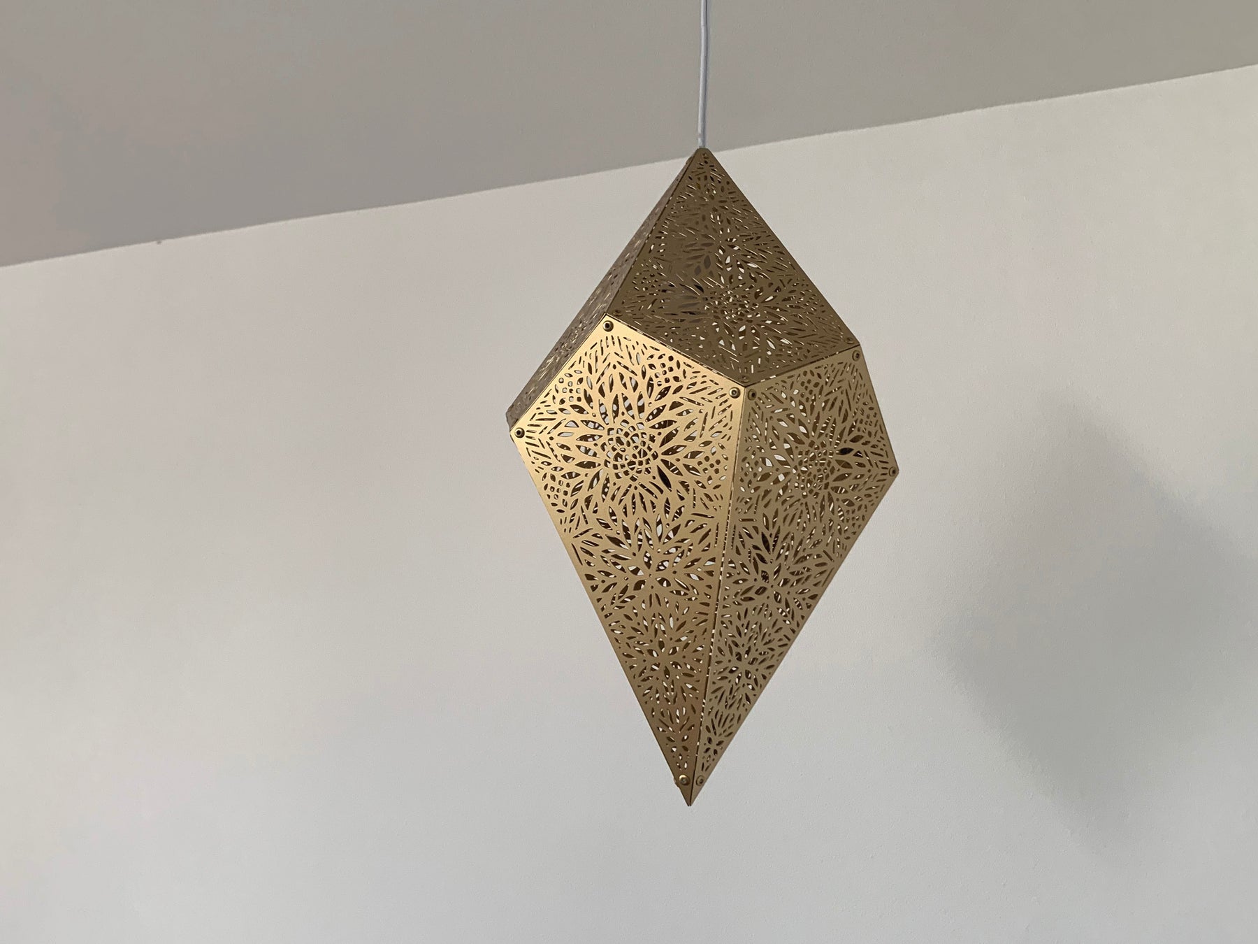 premium-hanging-lamp