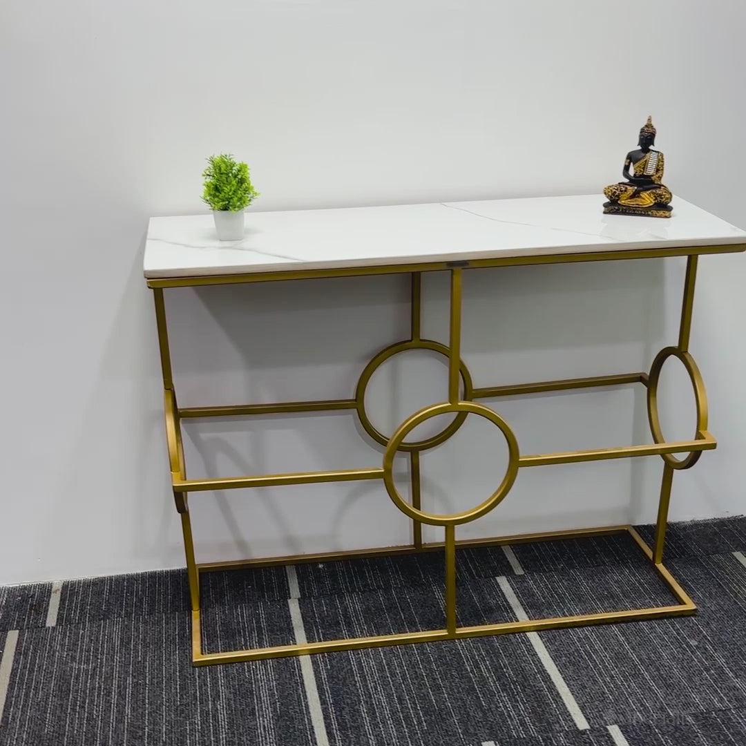 contemporary-console-table-in-geometric-pattern-design