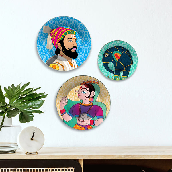 Royal & Cultural Regal Spirit Premium Wall Plates Painting Set of 3