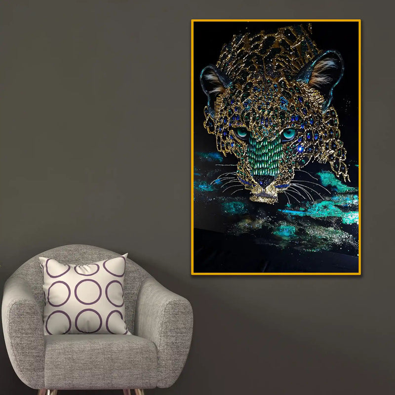 Royal Leopard Portrait Floating Frame Crystal Wall Painting