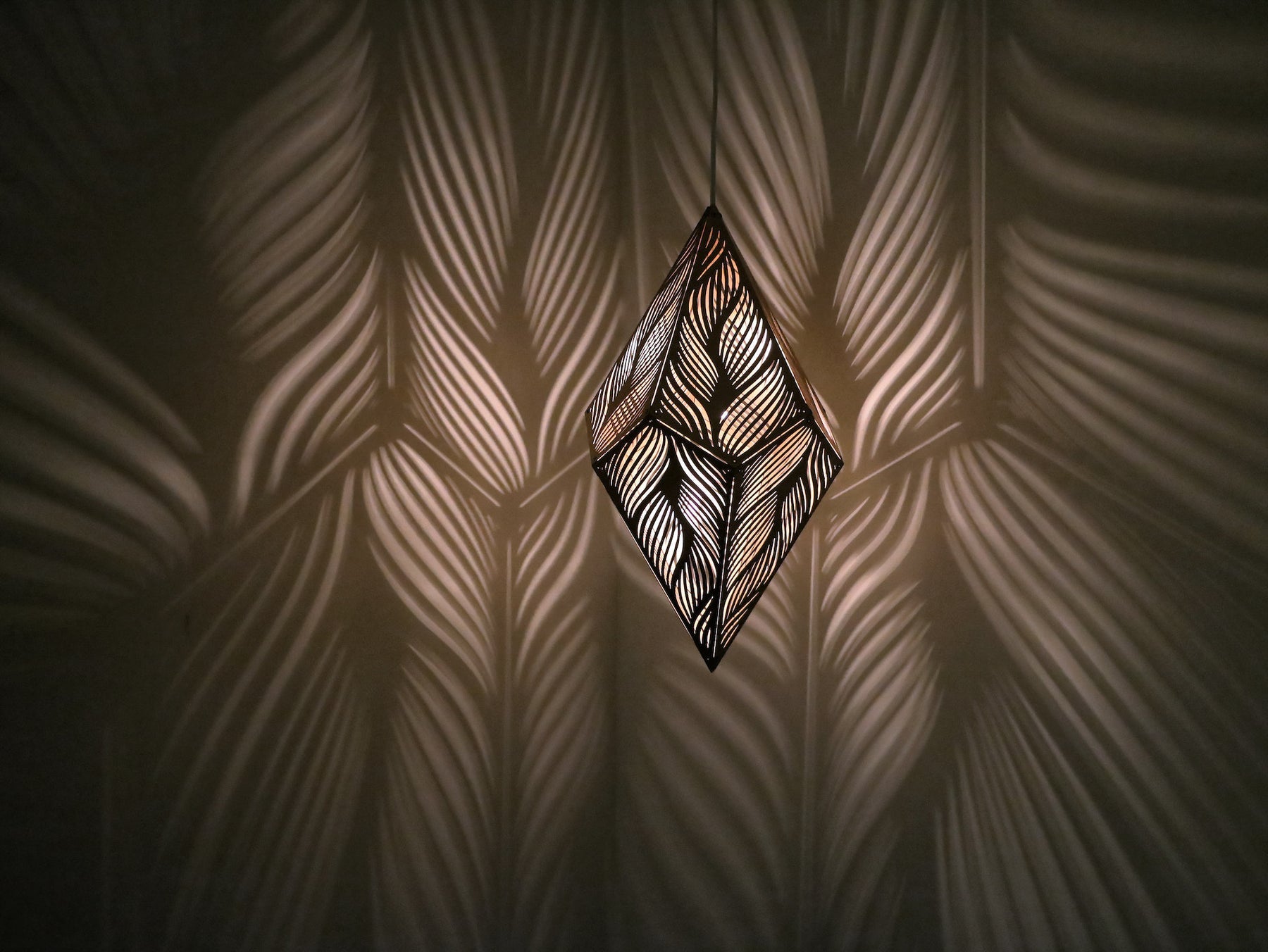 Stylish Laser-Cut Hanging Lamp