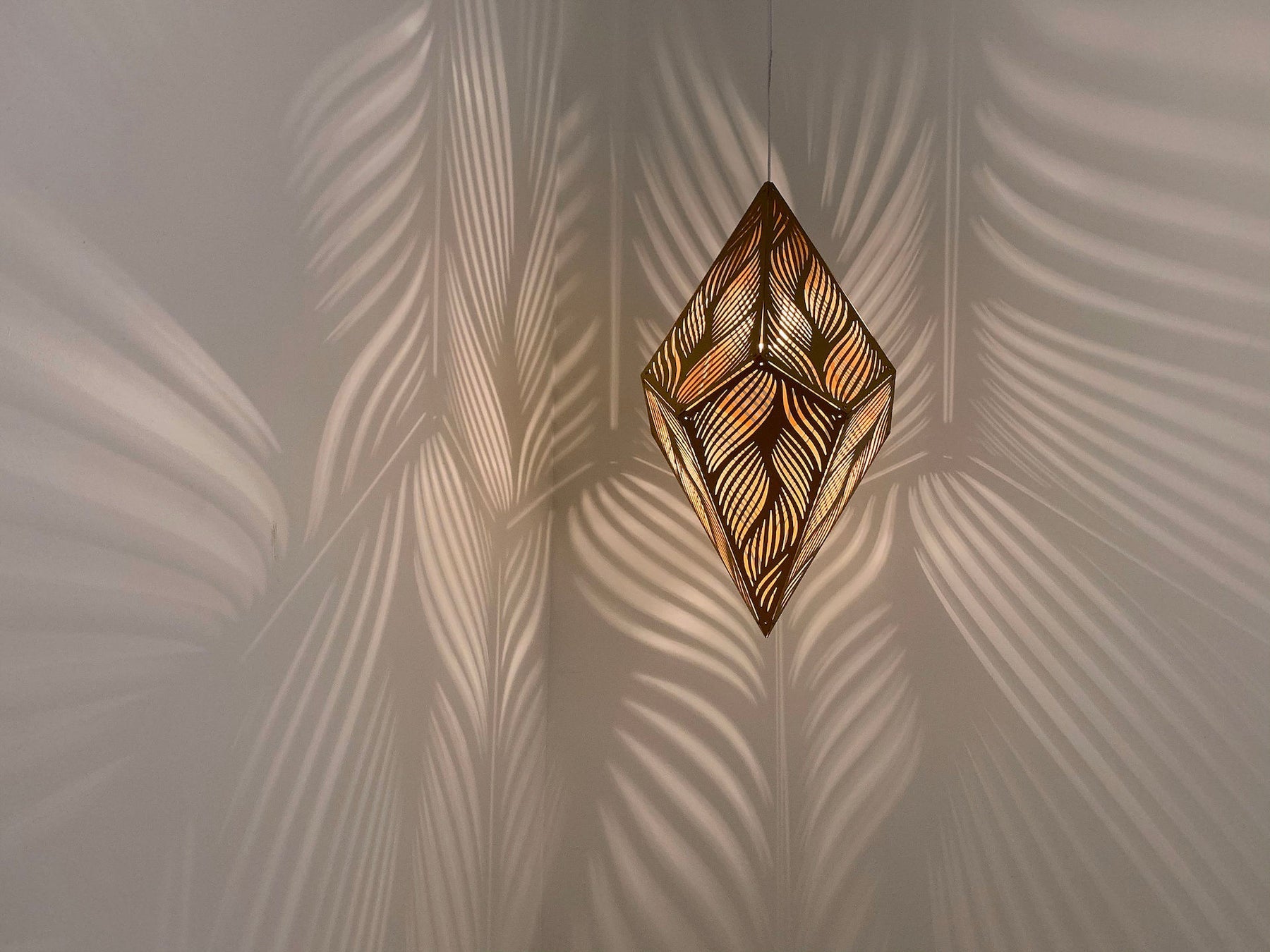 Stylish Laser-Cut Hanging Lamp