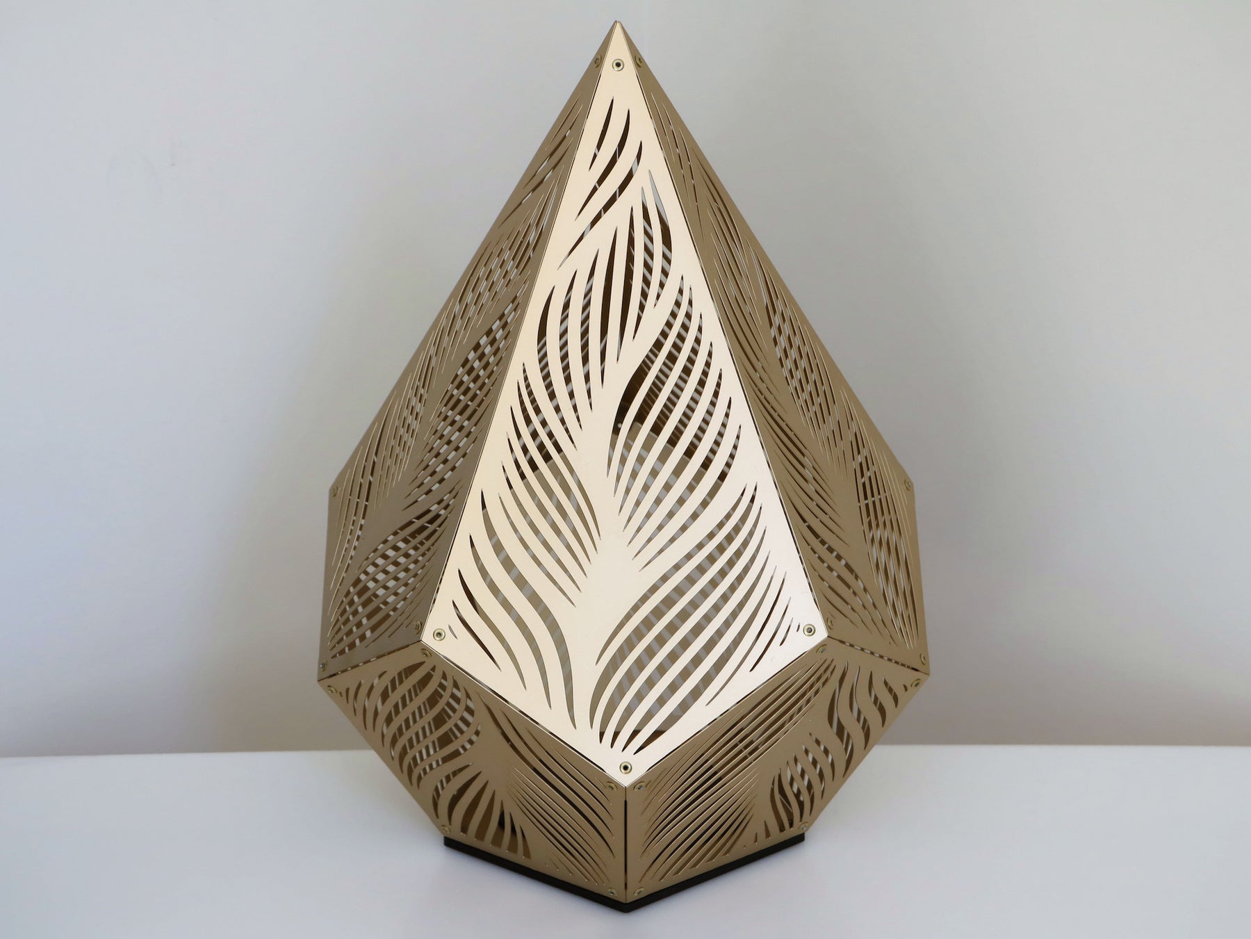 Stylish Shadow Casting Lamp