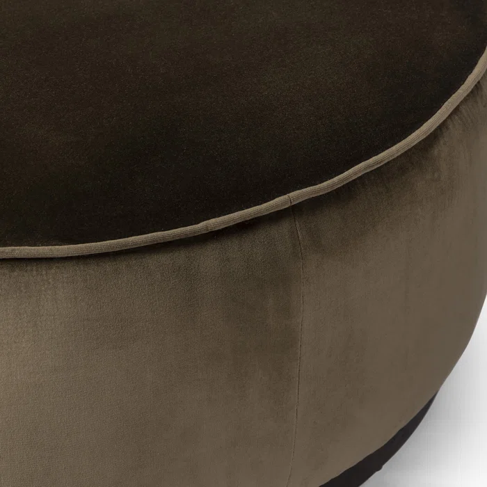 tufted-wide-round-standard-velvet-ottoman
