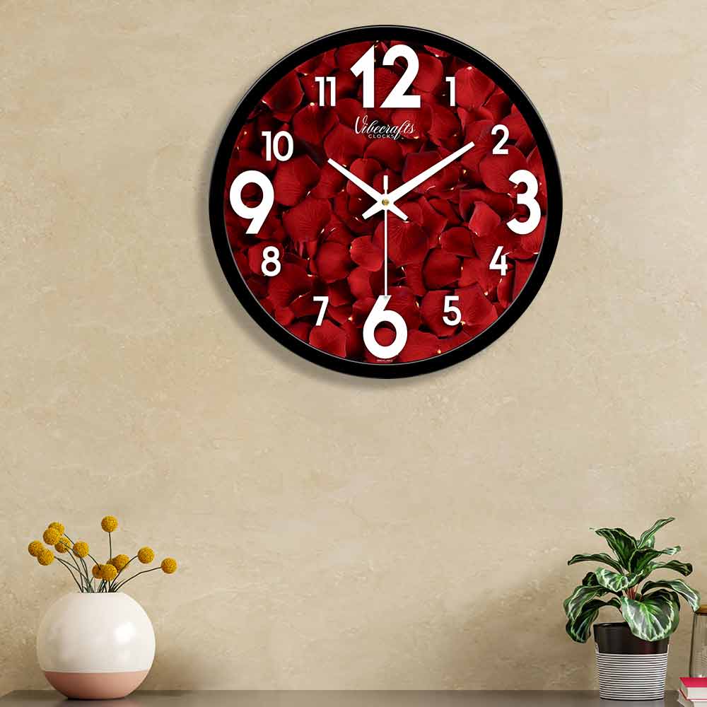 Abstract Red Leaf's Pattern Designer Wall Clock