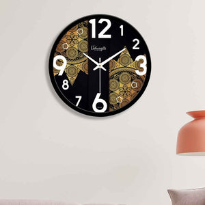 hanging wall clock