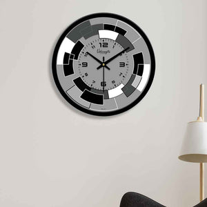 hanging wall clock