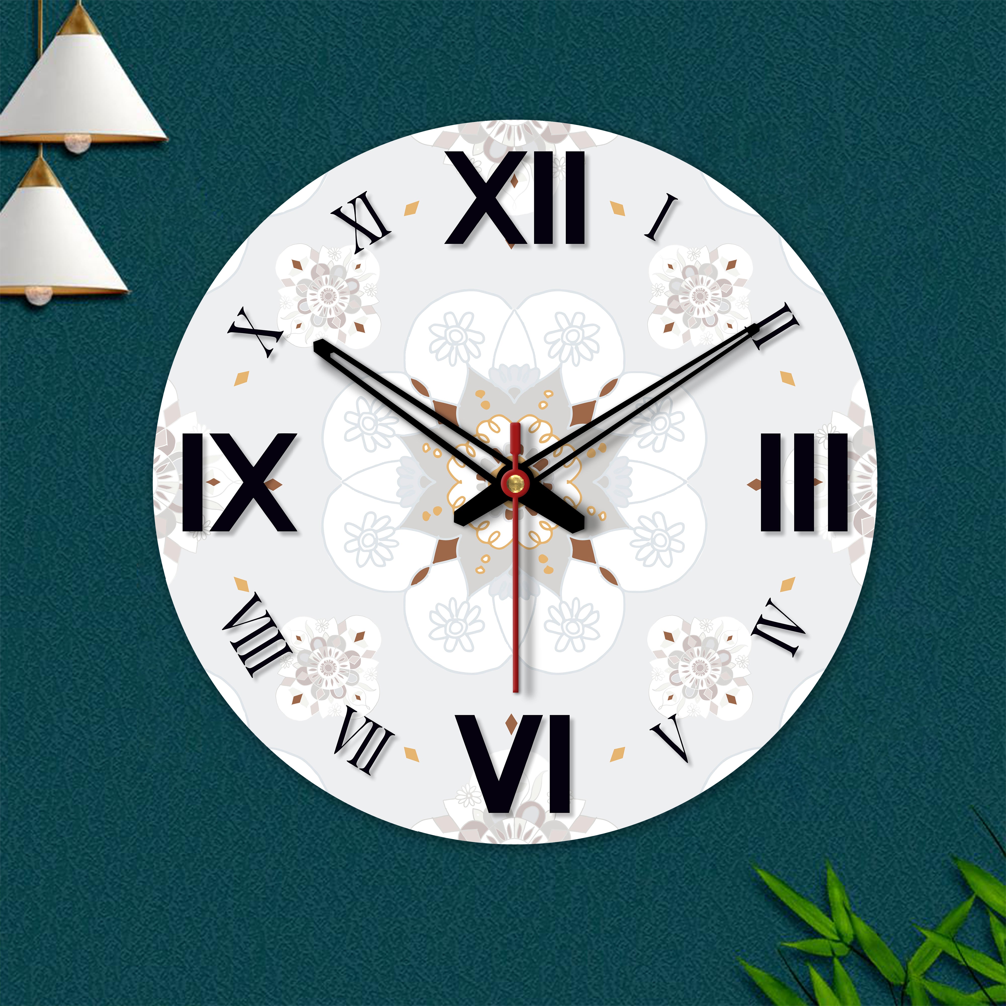 Decorative Pattern Wooden Wall Clock