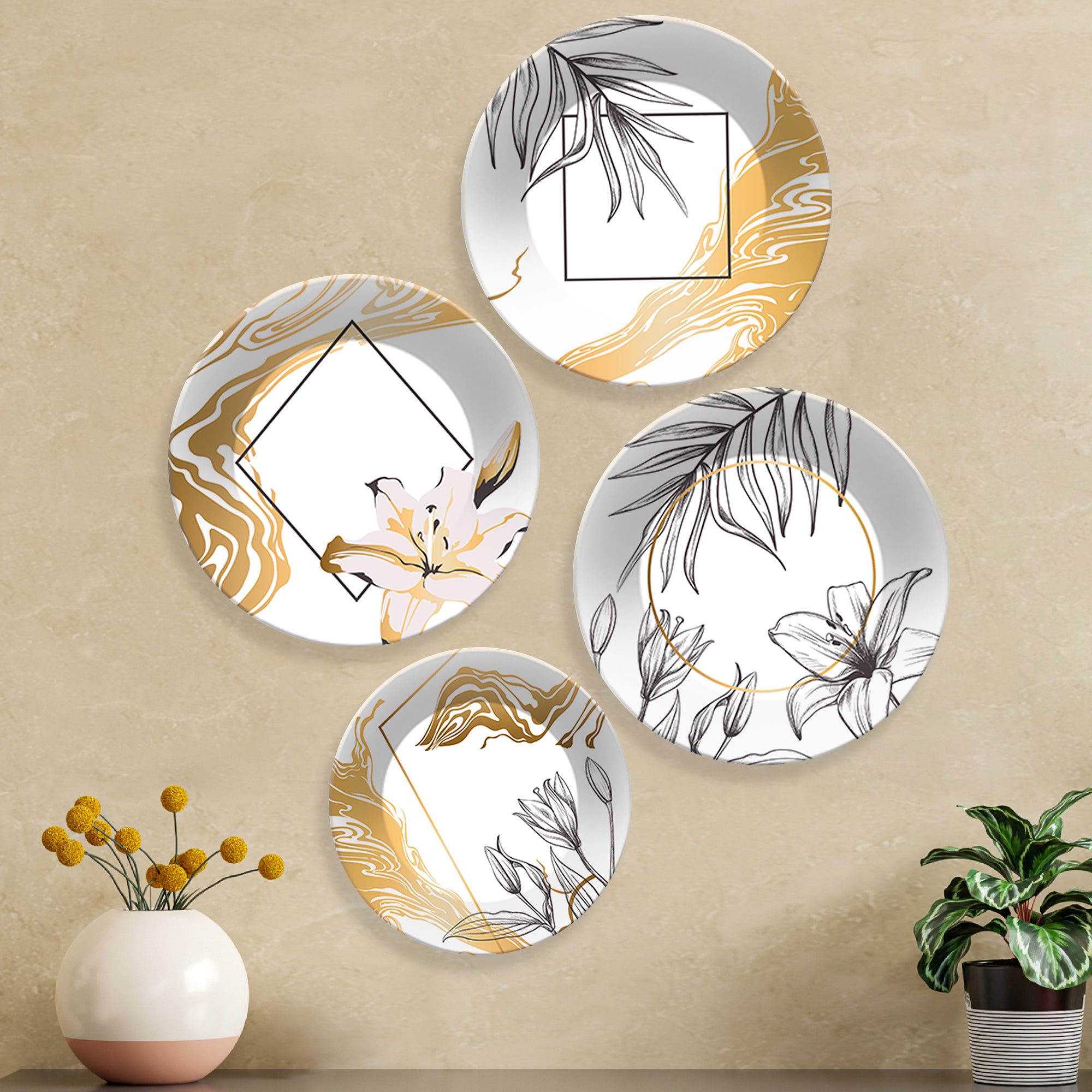 Wall Plates Painting Set of Four