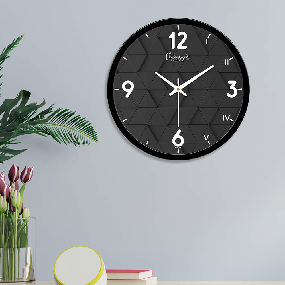 Black 3D Triangle Pattern Designer Wall Clock