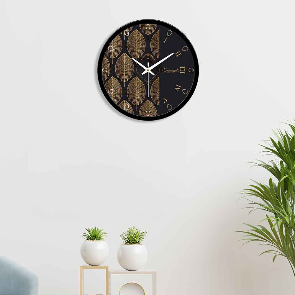 hanging wall clock